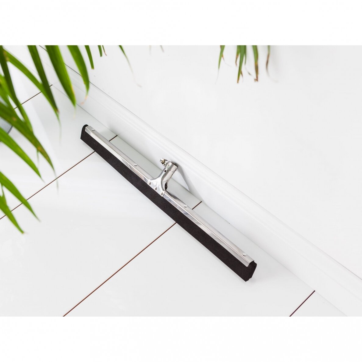 Įrankis grindims valyti 55cm met/gum (24) 2 Įrankis grindims valyti 55cm met/gum (24) 2
